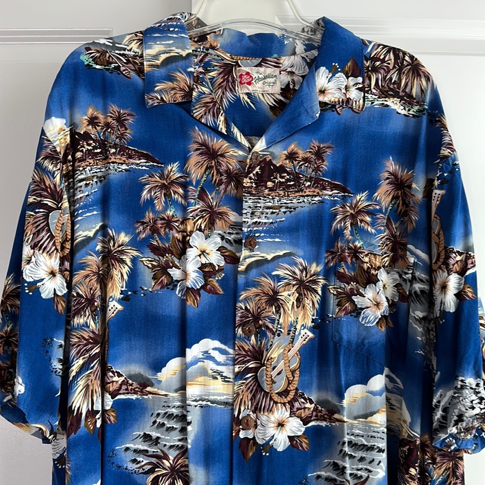 Hilo Hattie “The Hawaiian Original” shirt